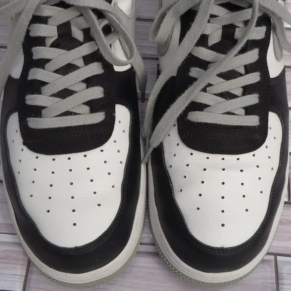 SIZE 13. NIKE AIR Force 1 Low '07 EMB Raiders sneakers shoes.